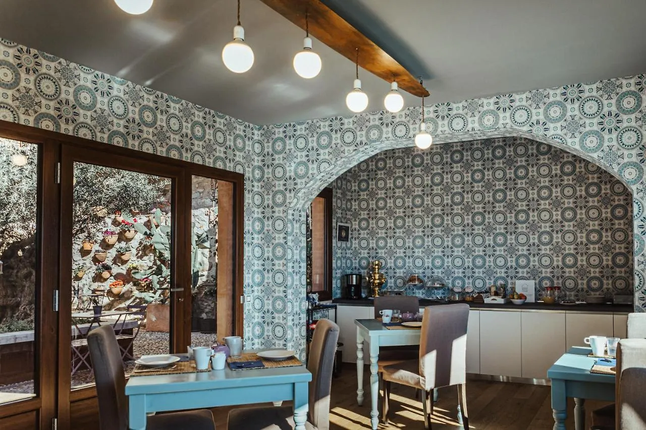 Antico Borgo B&B Con Spa - Adults Only Manerba del Garda 3*,  Italy