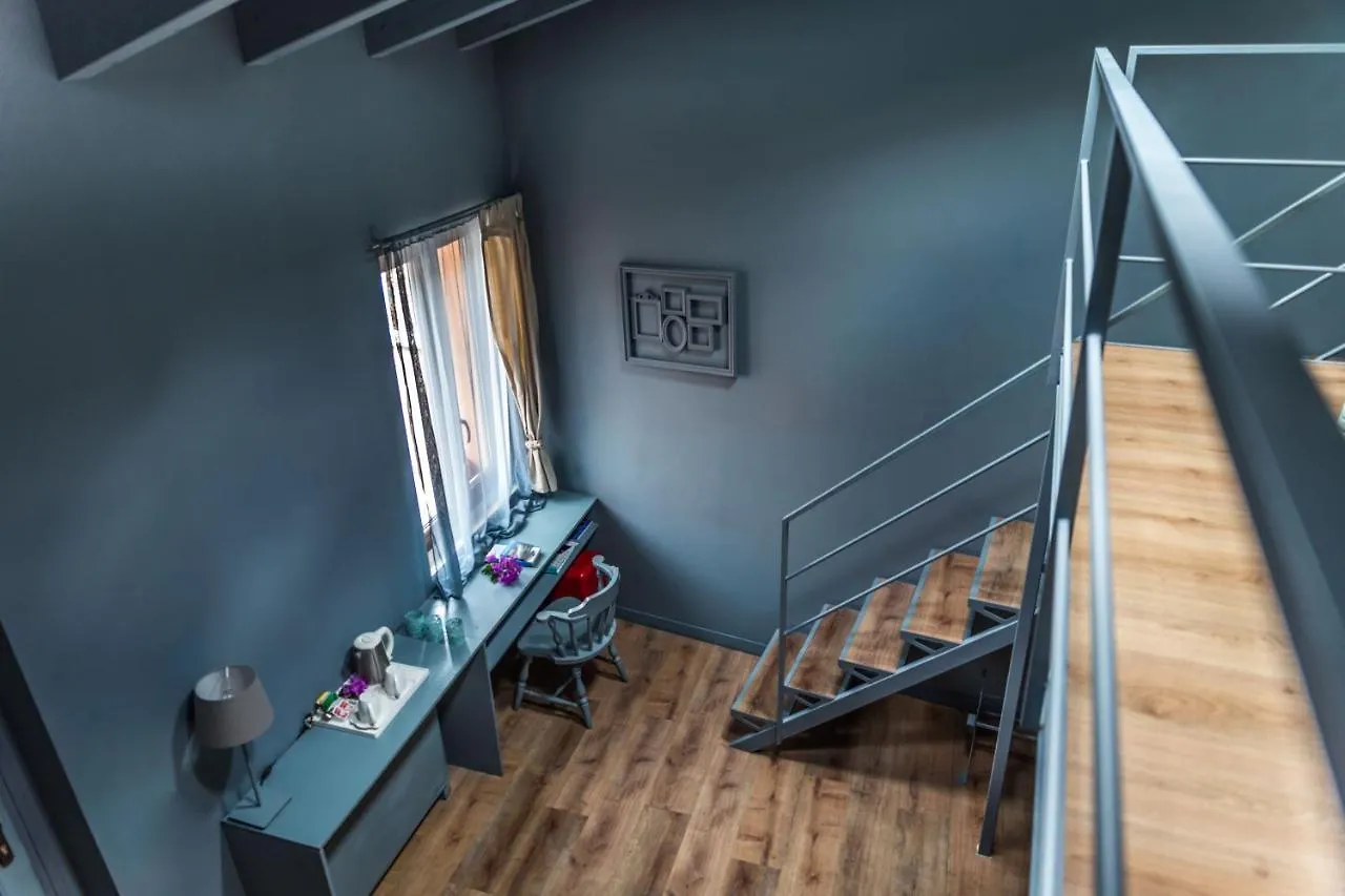 Antico Borgo B&B Con Spa - Adults Only Manerba del Garda Italy