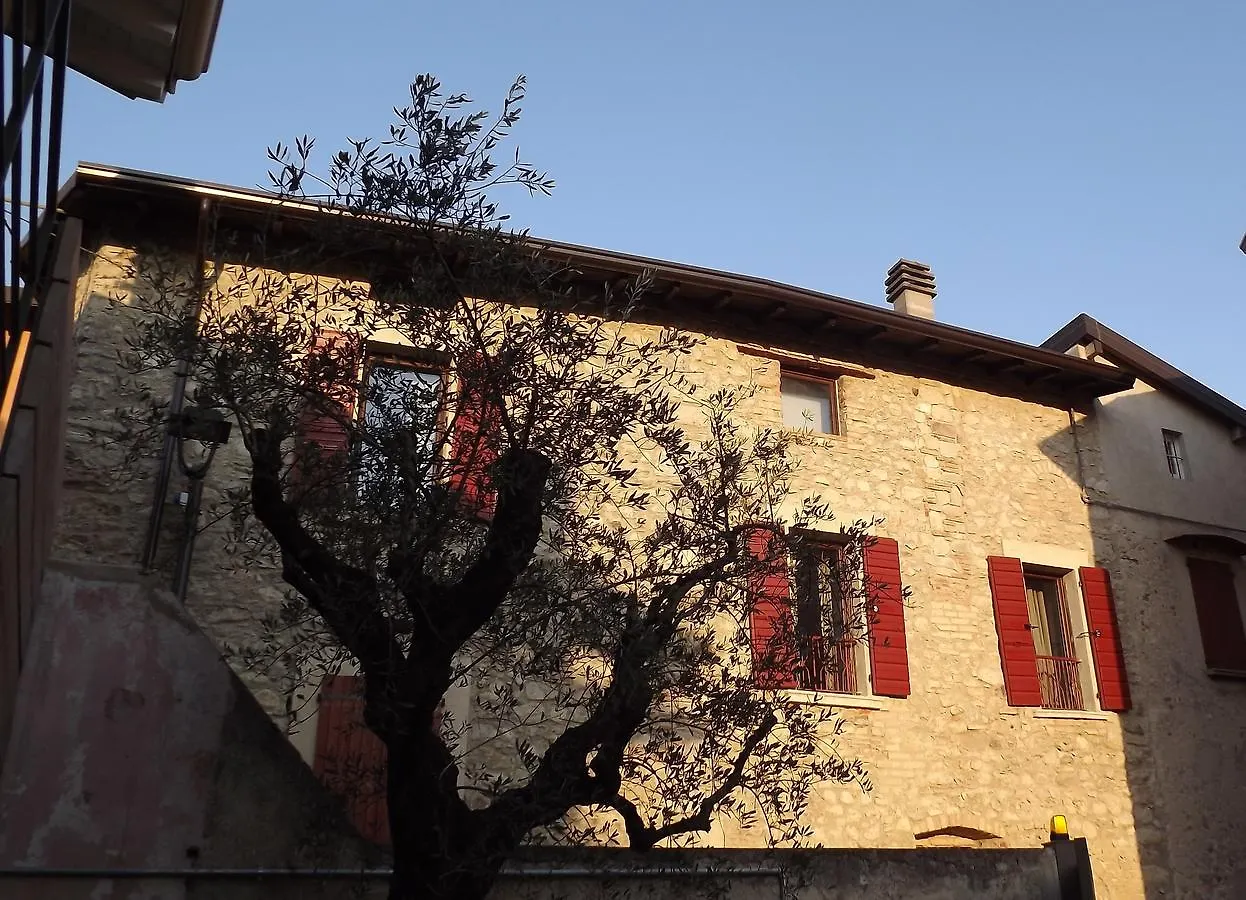 Antico Borgo B&B Con Spa - Adults Only Manerba del Garda Bed & Breakfast