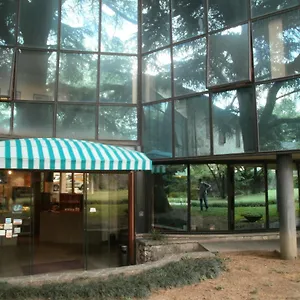 3* Hotel & Roma